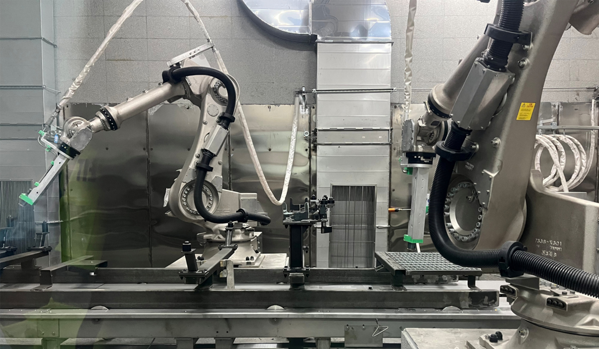 双机器人+双高压泵的配置